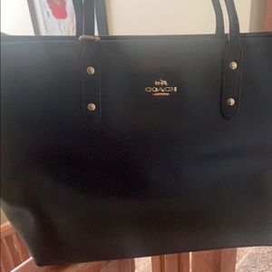 True navy coach large tote